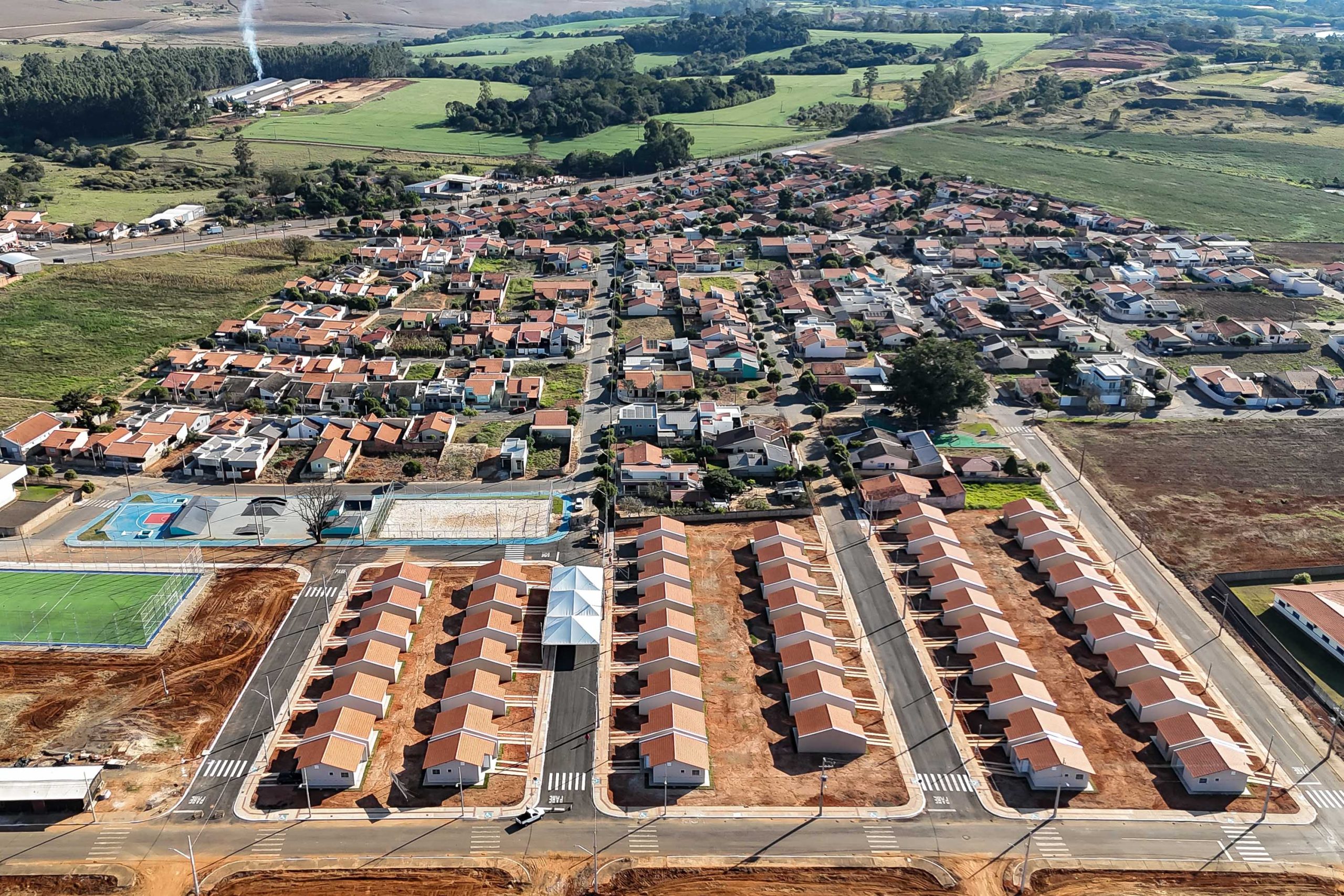 Garantia da casa própria: Estado propõe perdoar dívidas de até R$ 7 mil com a Cohapar Crédito: Roberto Dziura Jr/AEN