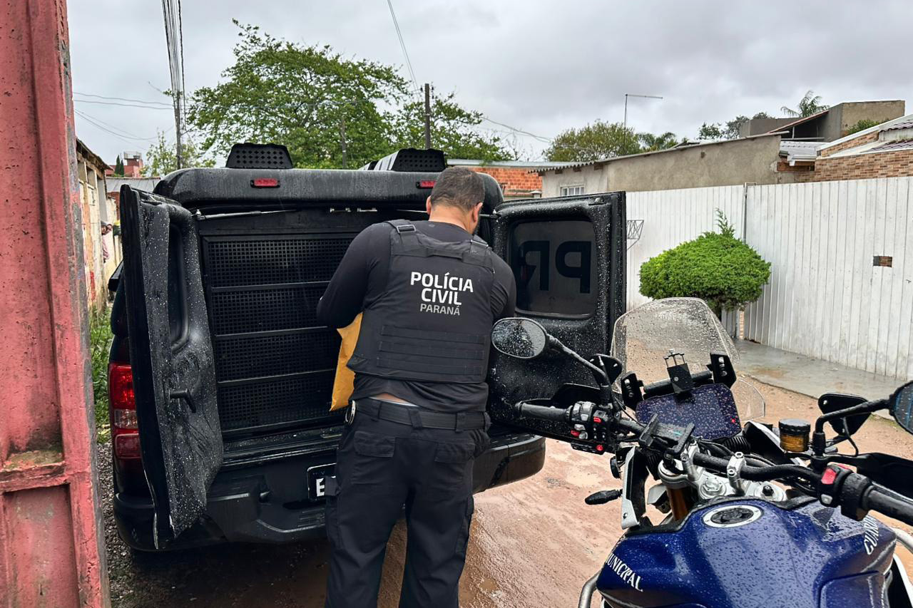 Polícia