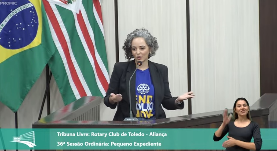A rotariana Paula Bernardini participou da Tribuna Livre da 36ª Sessão Ordinária da Câmara de Vereadores de Toledo Crédito: Reprodução