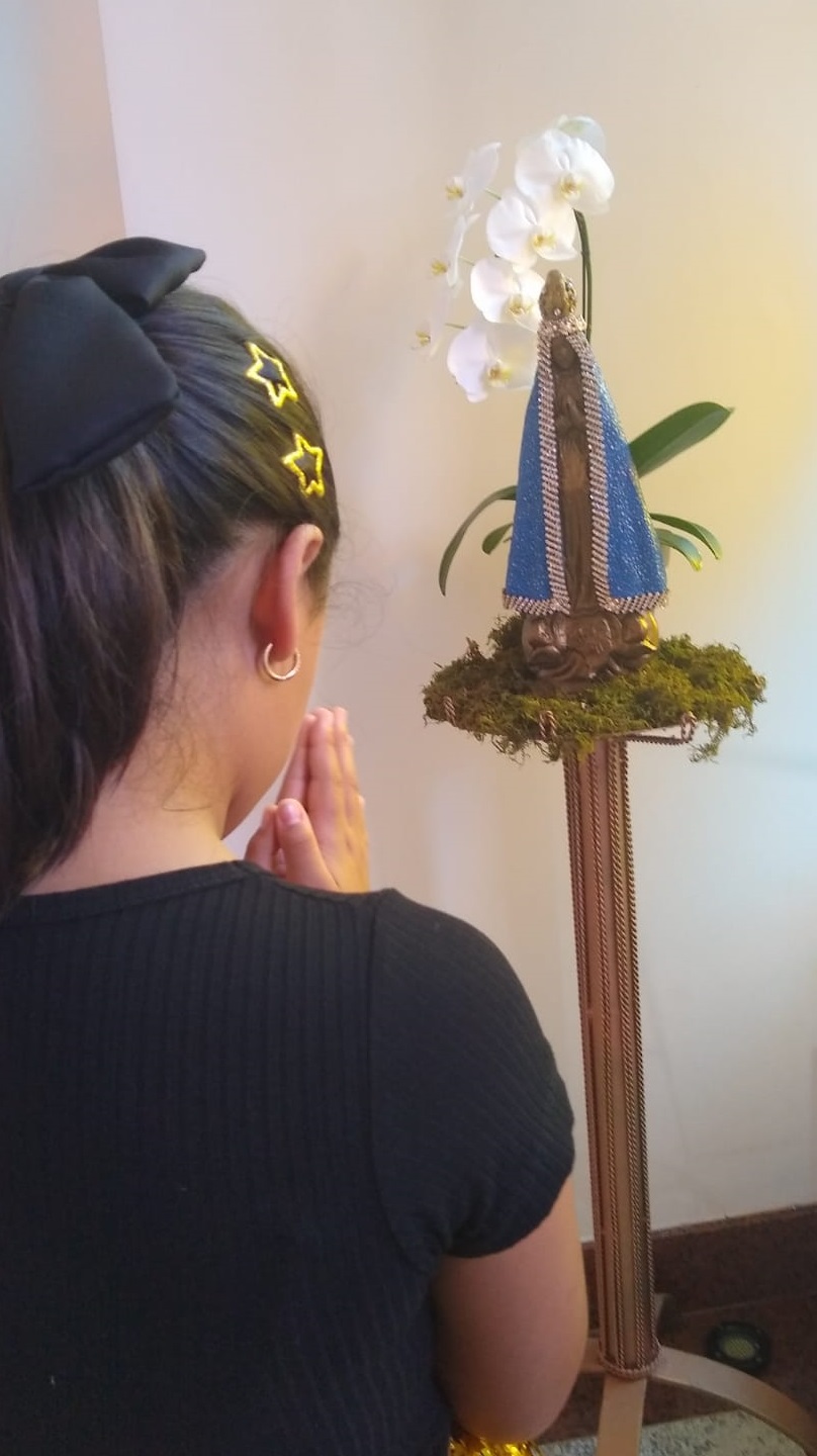 No Dia das Crianças e de Nossa Senhora Aparecida, que a fé brote desde cedo e o amor guie cada passo Crédito: Graciela Souza