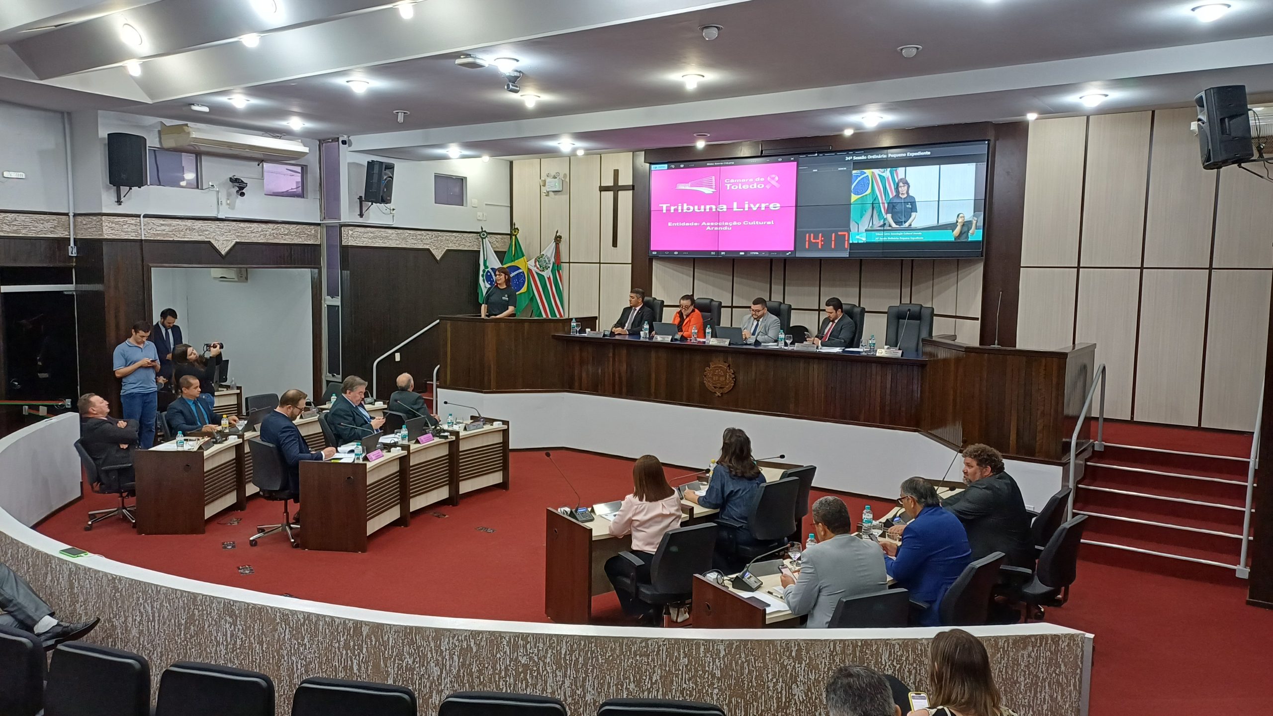 Após a Tribuna Livre, os vereadores seguiram a pauta da sessão ordinária Crédito: Marcelo Rocha