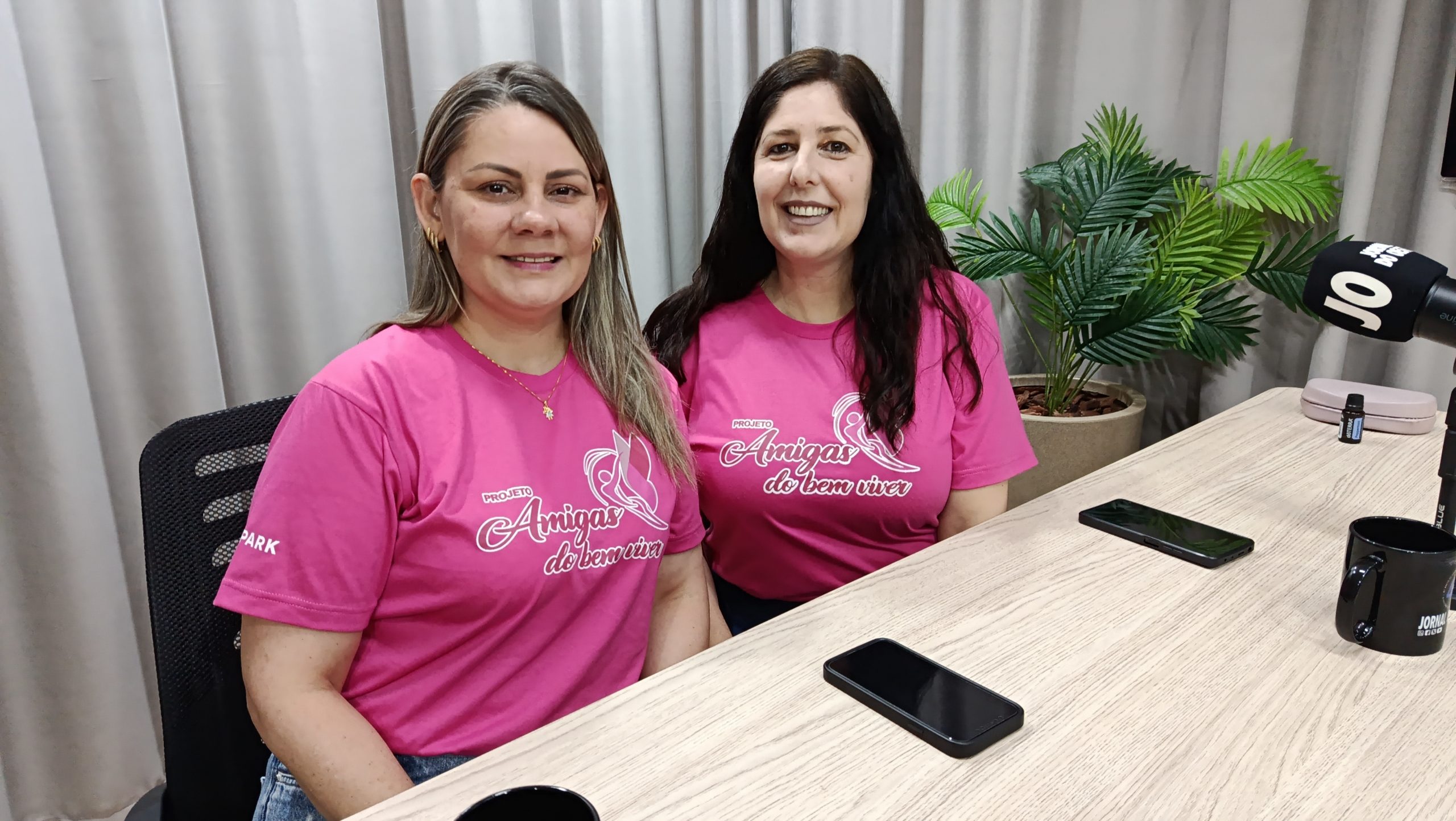 A vice-presidente Martha Boaro e a guerreira Talita Dalpra participaram do podcast Conversa Oeste Créditos: Joana Magnabosco