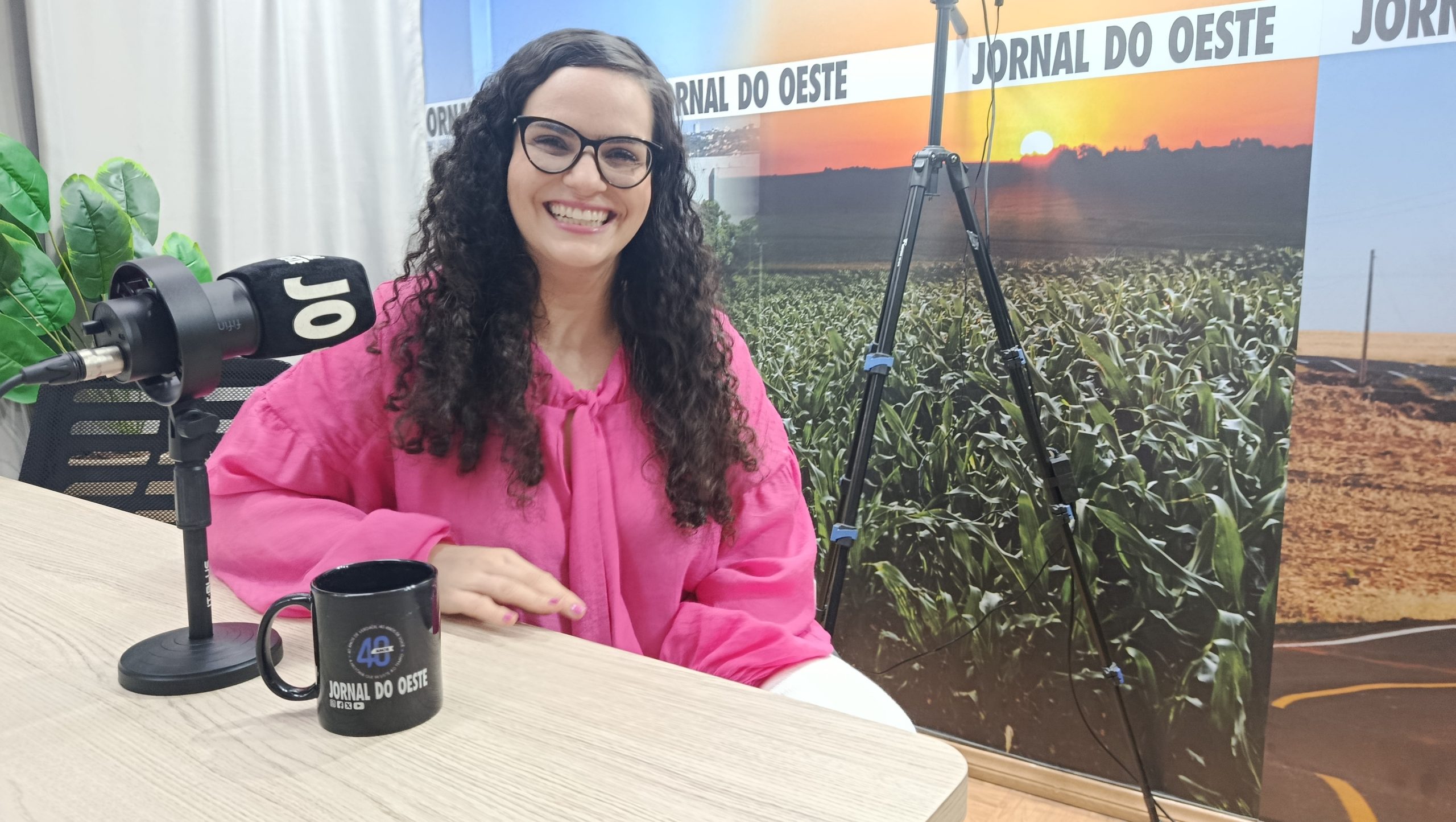 A médica oncologista Mariana Caleffi participou do podcast Conversa Oeste e realizou um alerta para os cuidados femininos Créditos: Joana Magnabosco