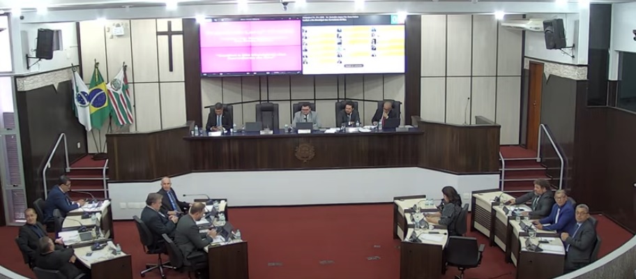 A sessão suplementar inicia às 14h desta terça-feira (14) Crédito: Reprodução