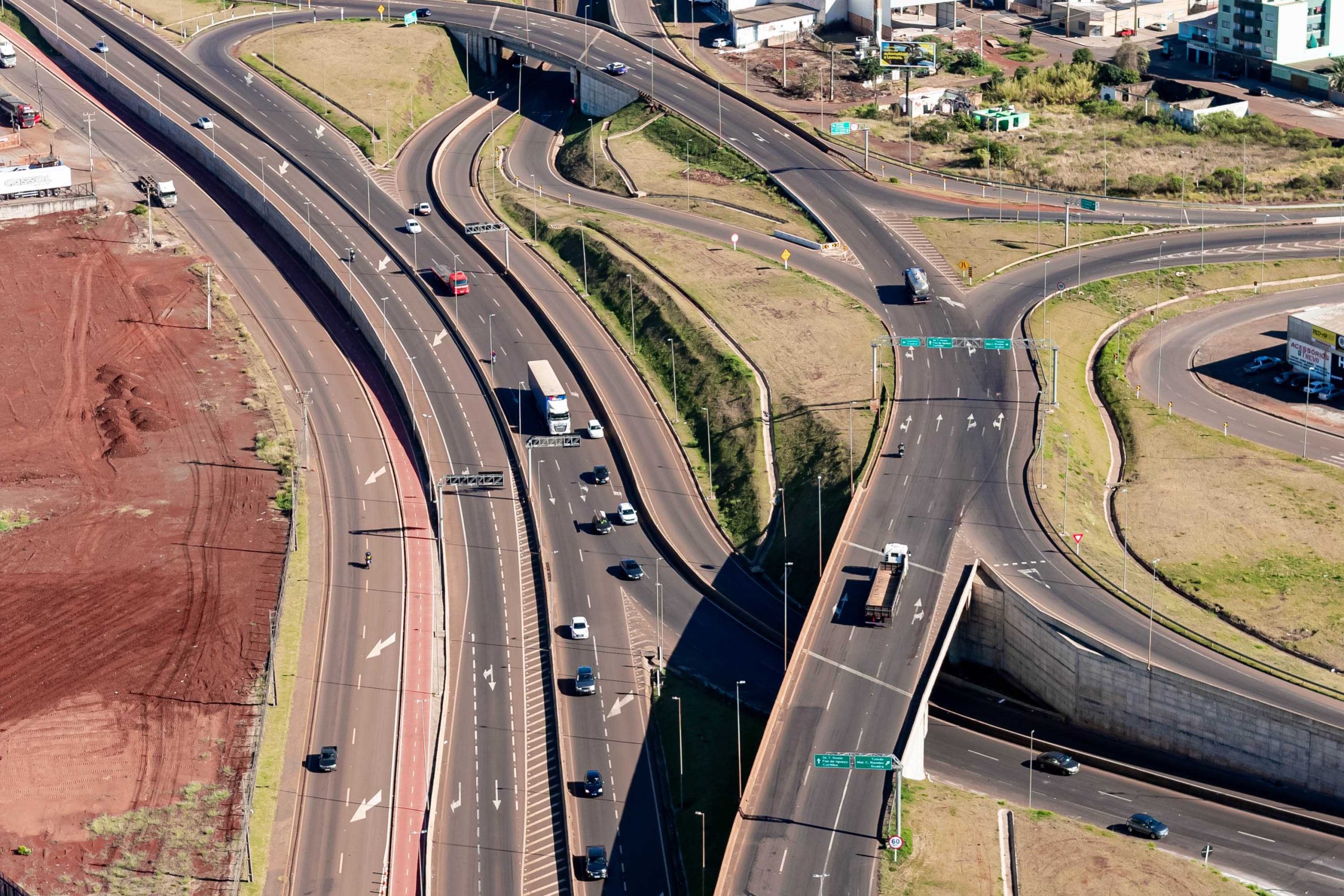 Cascavel, 27 08 24 BR 277, trevo de entrada do município. Crédito: Roberto Dziura Jr/AEN
