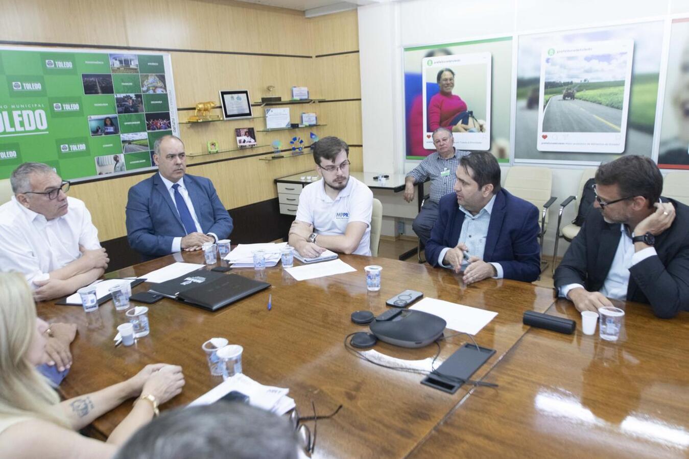 A reunião aconteceu na Prefeitura de Toledo Crédito: Carlos Rodrigues