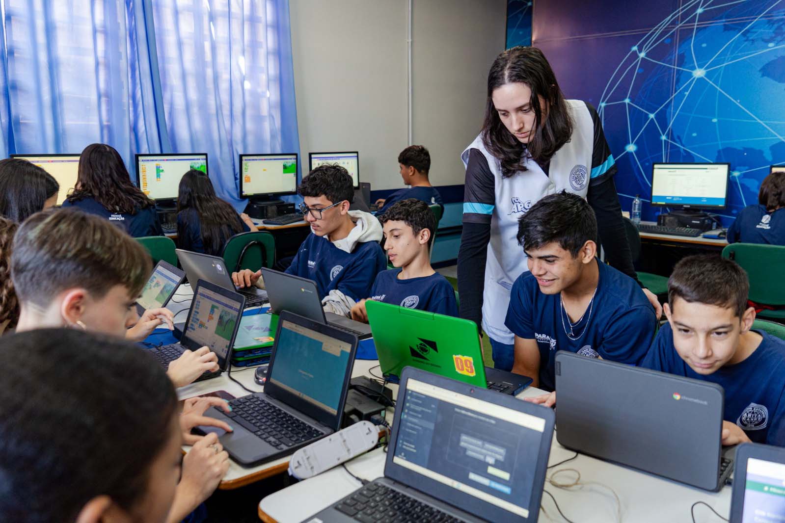 A Secretaria da Educação também divulgou a lista do colégios que podem participar do Parceiro da Escola em 2026 Crédito: Seed