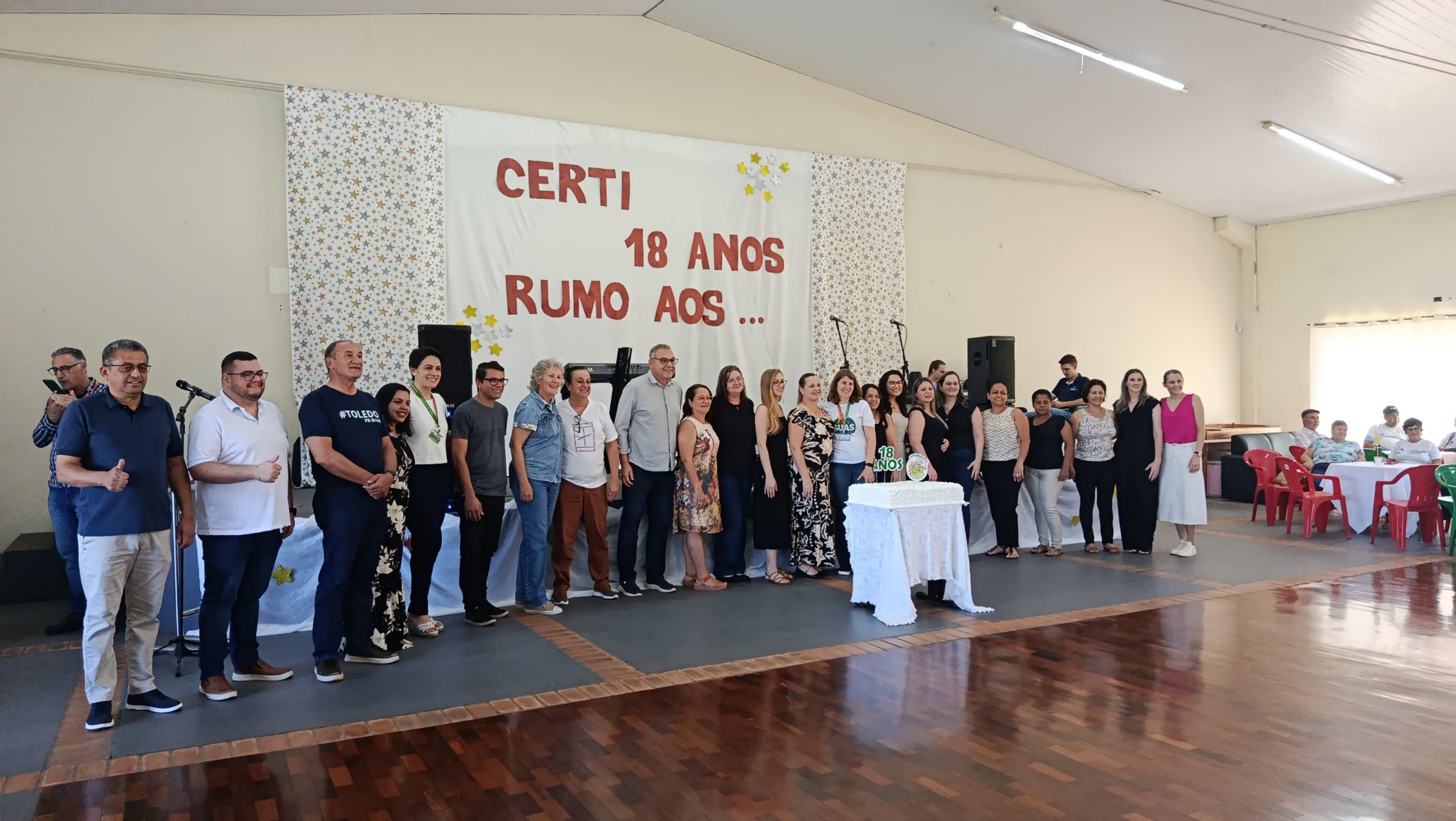 Autoridades e colaboradores prestigiam o aniversário do Certi Créditos: Joana Magnabosco