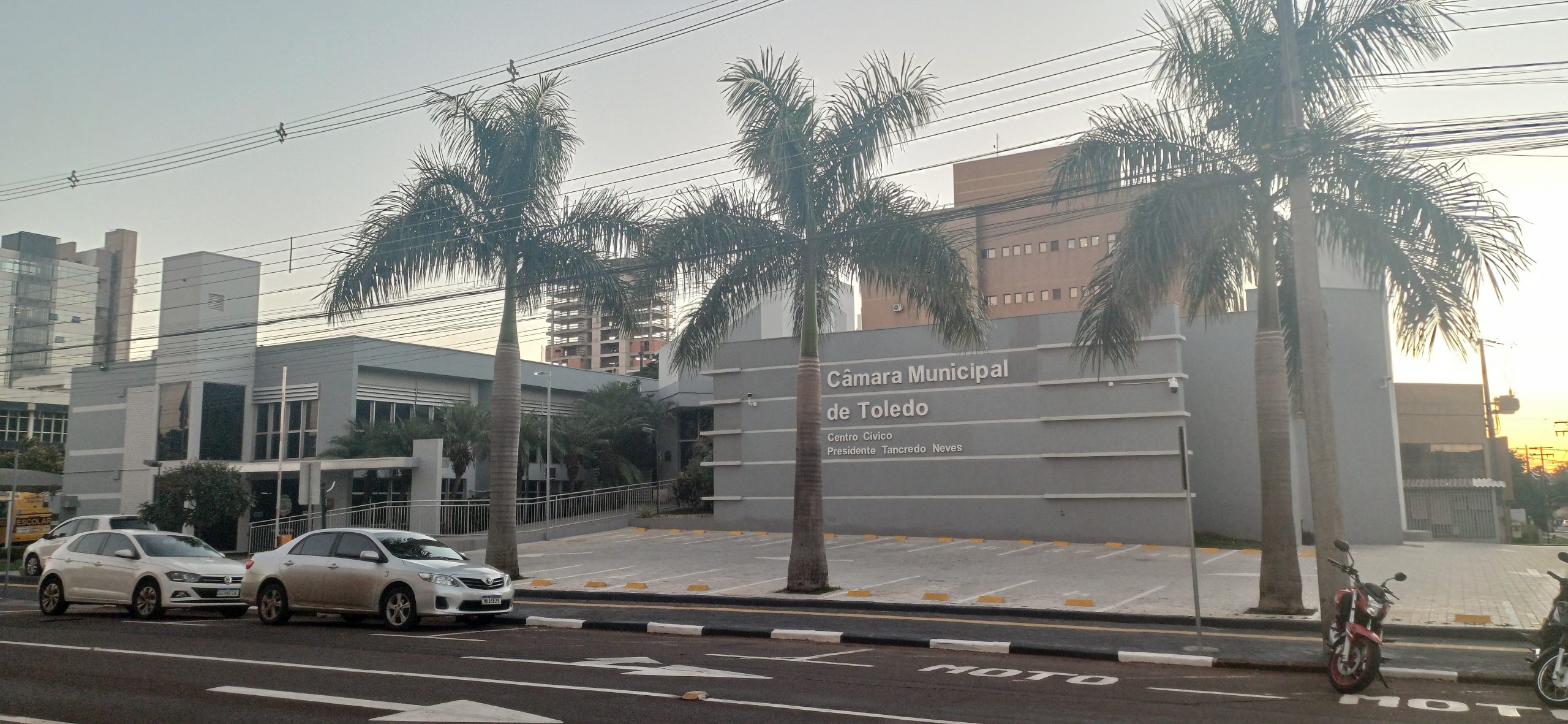 A próxima sessão acontece nesta segunda-feira (24) Crédito: Marcelo Rocha