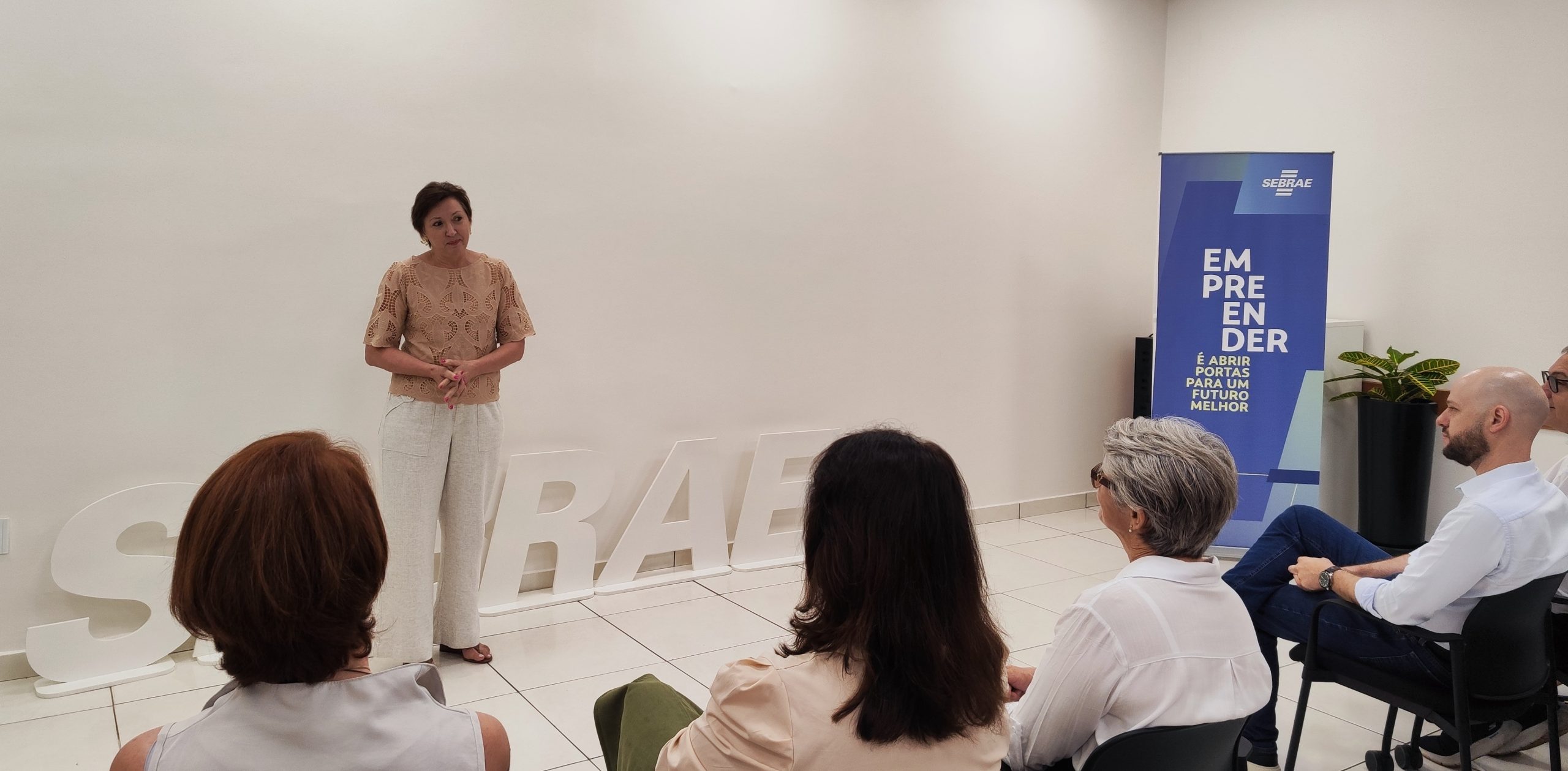 Para celebrar as conquistas, o Sebrae/PR Regional de Toledo promoveu um café comemorativo Crédito: Janaí Vieira